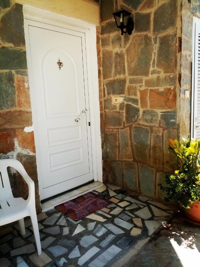 Maria'S Apartments Pigi  Exterior photo